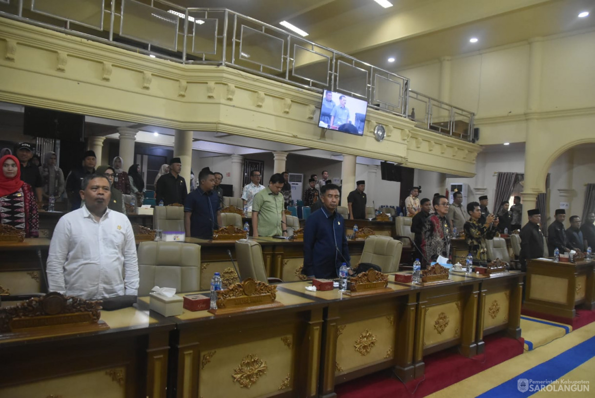 21 November 2024 - Rapat Paripurna Tingkat I Tahap I, Bertempat di Kantor DPRD Kabupaten Sarolangun