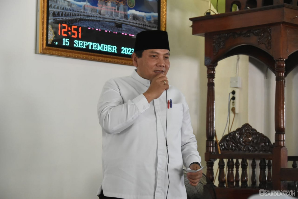 15 September 2023 - Penjabat Bupati Sarolangun Melaksanakan Jumling di Mashid Al Muawanah Desa Tanjung Kecamatan Bathin VIII