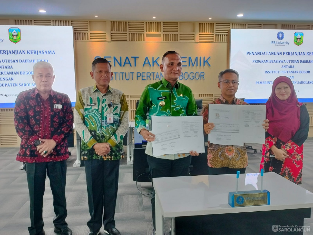 22 Agustus 2025 Penandatanganan Perjanjian Kerja Sama Beasiswa Utusan Daerah Pemerintah Kabupaten Sarolangun dengan Institut Pertanian Bogor