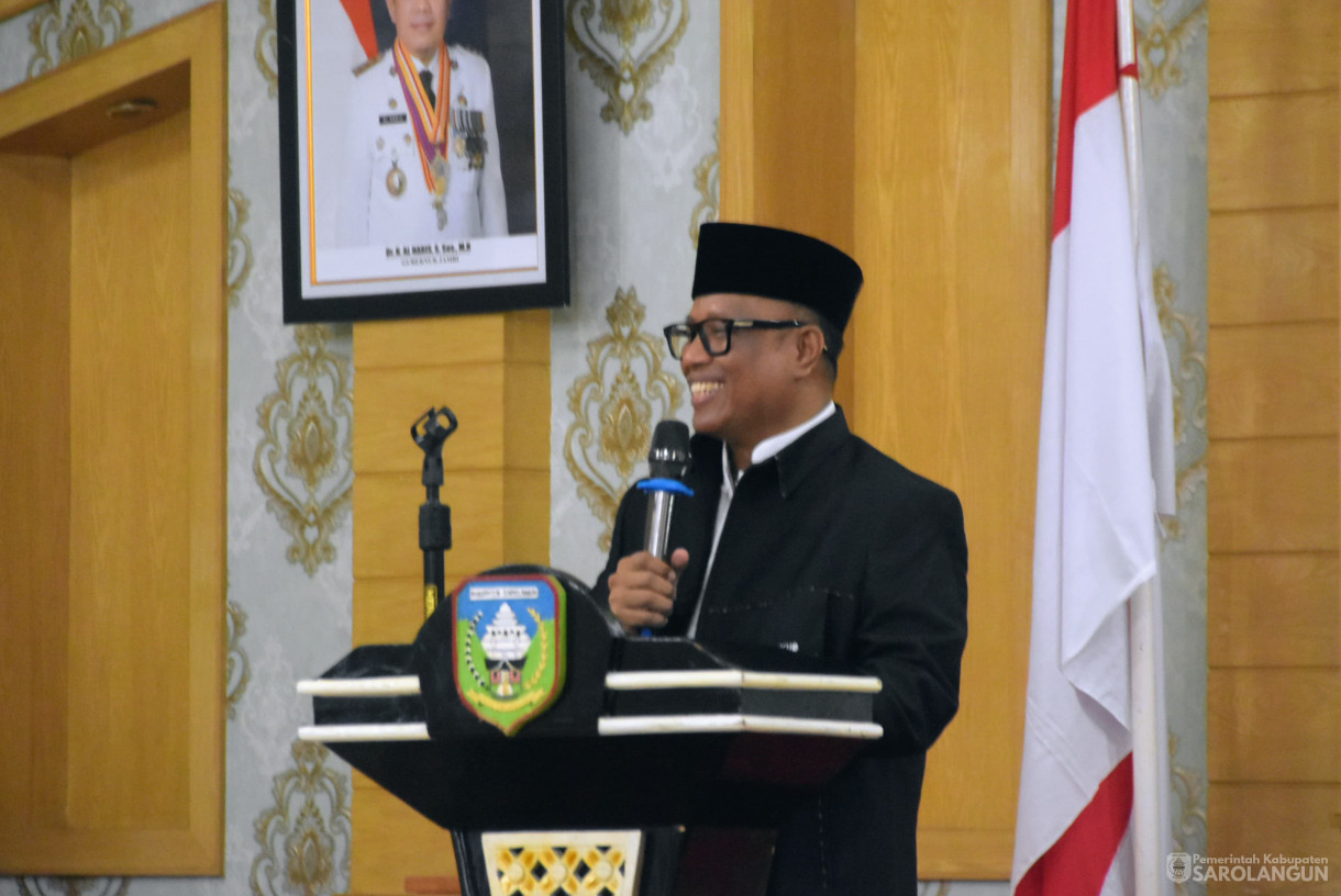 3 Oktober 2024 - Pengukuhan Pengurus Forum Kerukunan Umat Beragama di Ruang Aula Utama Kantor Bupati Sarolangun