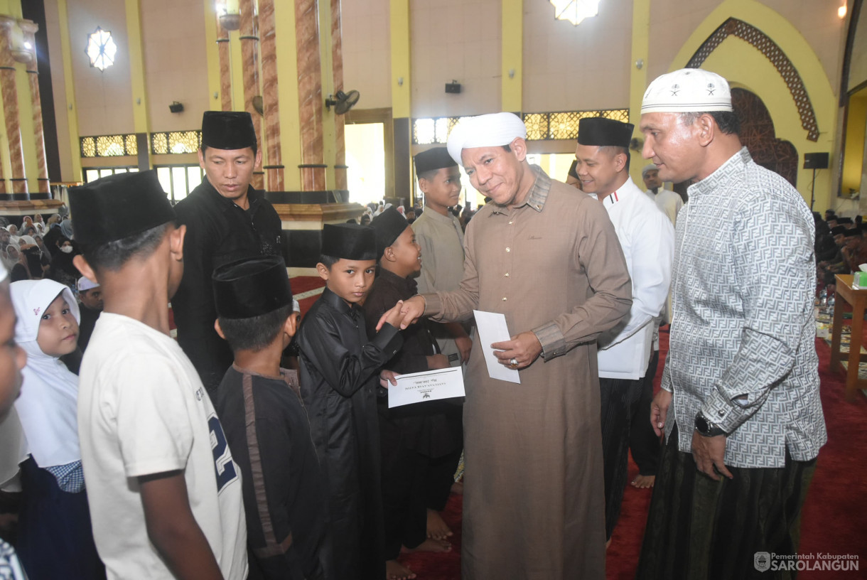 10 Juli 2025 - Tabligh Akbar Bersama Ustadz Dr. Habib Segaf Baharun di Masjid As Sulthon