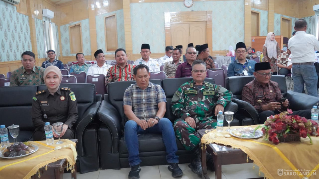 23 Oktober 2025&nbsp; Pembukaan Musyawarah Cabang Luar Biasa Pemilihan Ketua APDESI Merah Putih Kab Sarolangun Periode 2025 sd 2030 Bertempat di ruang pola kantor bupati Sarolangun