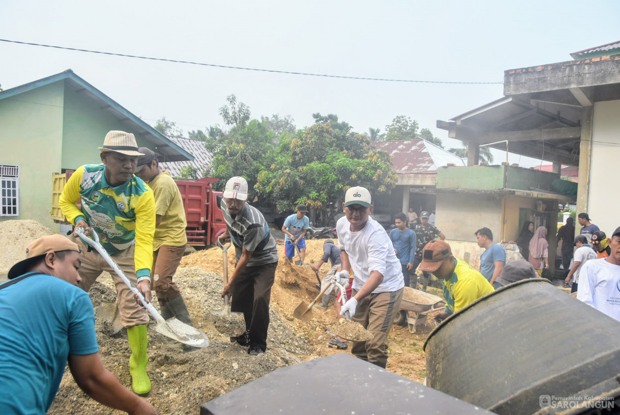 28 Juni 2025 -&nbsp;Gotong Royong Pembangunan Tempat Wudhu dan Toilet Masjid Jami Attaufiq Tanjung Rambai