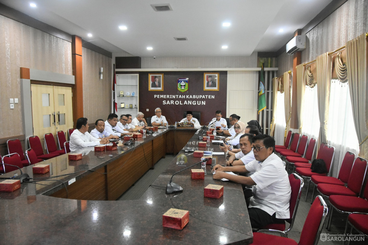 28 Februari 2024 - Rapat Pembangunan Zona Integritas Di Ruang Pola Utama Kantor Bupati Sarolangun