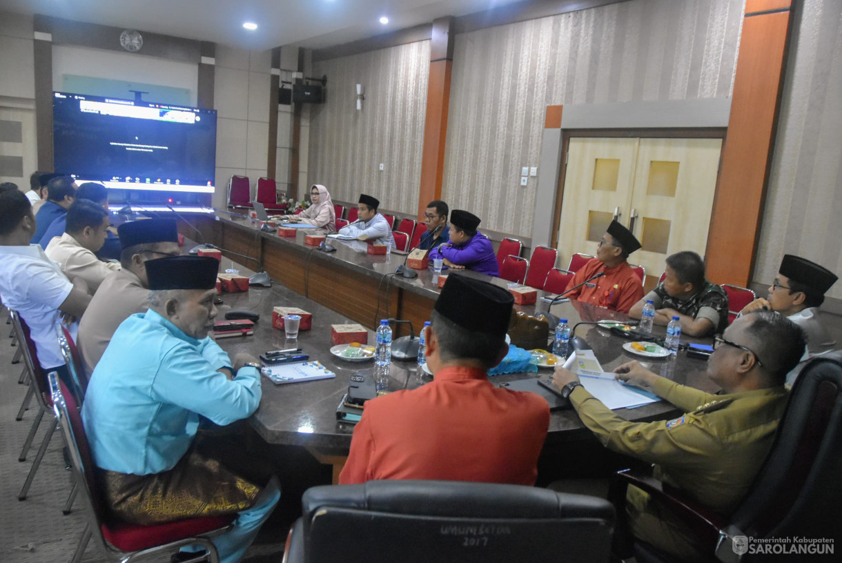 14 Oktober 2024 - Rapat TPID Via Zoom Meeting, Bertempat di Ruang Pola Kantor Bupati Sarolangun