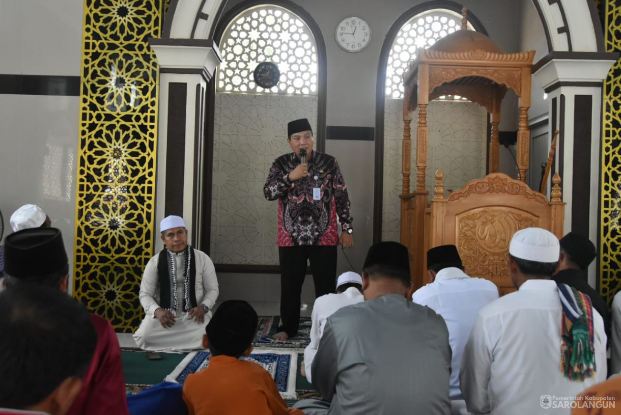 19 Oktober 2023 - Penjabat Bupati Sarolangun Melaksanakan Jumling di Masjid Baiturrahmah Desa Pasar Singkut