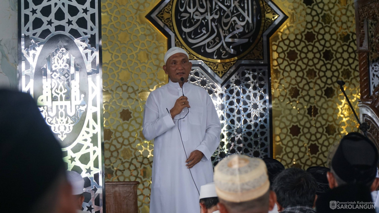 8 Mei 2026 Bupati Sarolangun, Wakil Bupati Sarolangun Melaksanakan Sholat Jumat Bersama di Masjid Darul Hikmah Persatuan Keluarga Daerah Piaman Sarolangun