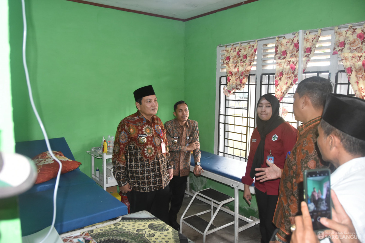 18 April 2024 - Meninjau Puskesdes Desa Karang Mendapo Kecamatan Pauh