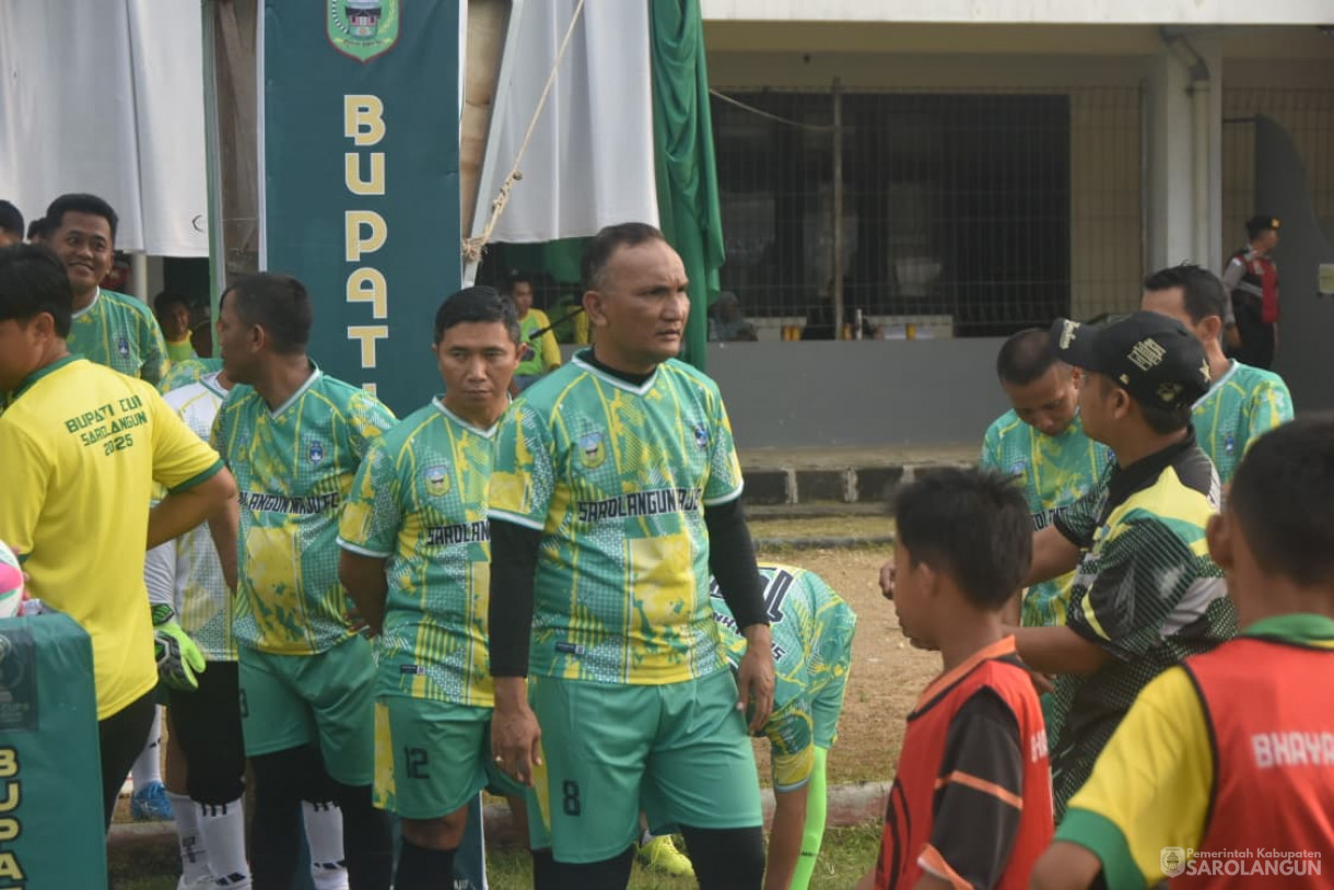 2 November 2025 Pertandingan Exhibition Pembukaan Bupati Cup Sarolangun di GOR Sarolangun