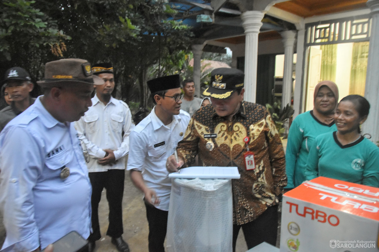 20 Desember 2023 - Penyerahan Bantuan Alat Pengolahan Hasil Pangan Lokal Di KWT Srikandi Desa Mekarsari Kecamatan Pelawan&nbsp;