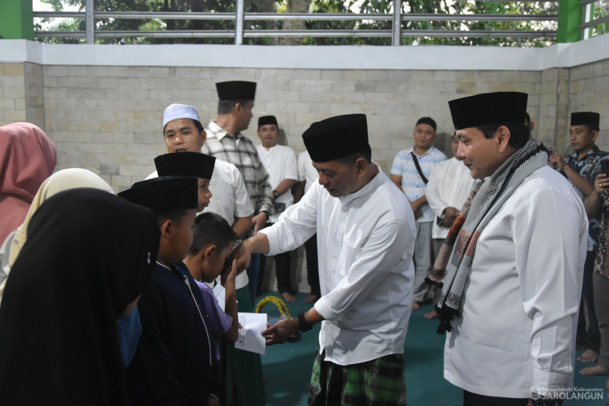 03 April 2024 - Buka Puasa Bersama Dan Santunan Ramadhan Kwartir Cabang Gerakan Pramuka Sarolangun Tahun 2024 Di Kediaman Ka. Kwarcab M. Fadlan Arafiqi, SE., MH