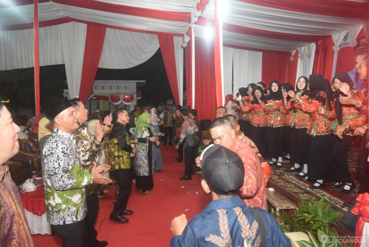 17 Agustus 2025&nbsp; Malam Resepsi Kenegaraan Dirgahayu Republik Indonesia di Rumah Dinas Bupati Sarolangun