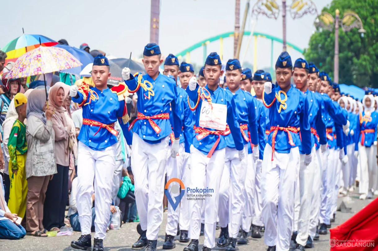 15 Agustus 2026 Lomba Gerak Jalan Memperingati HUT RI Ke 81 di depan Rumah Dinas Bupati Sarolangun