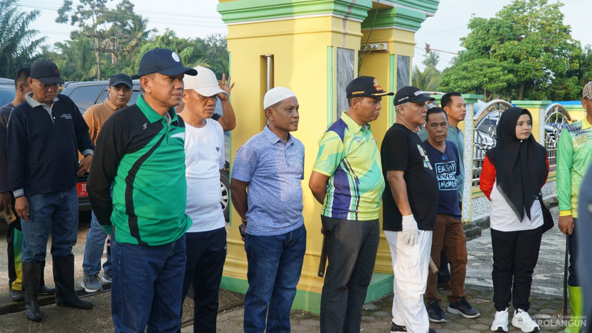 24 April 2026 Gotong Royong Berbakti Maju di Pasar Limbur Kelurahan Limbur Tembesi Kecamatan Bathin VIII