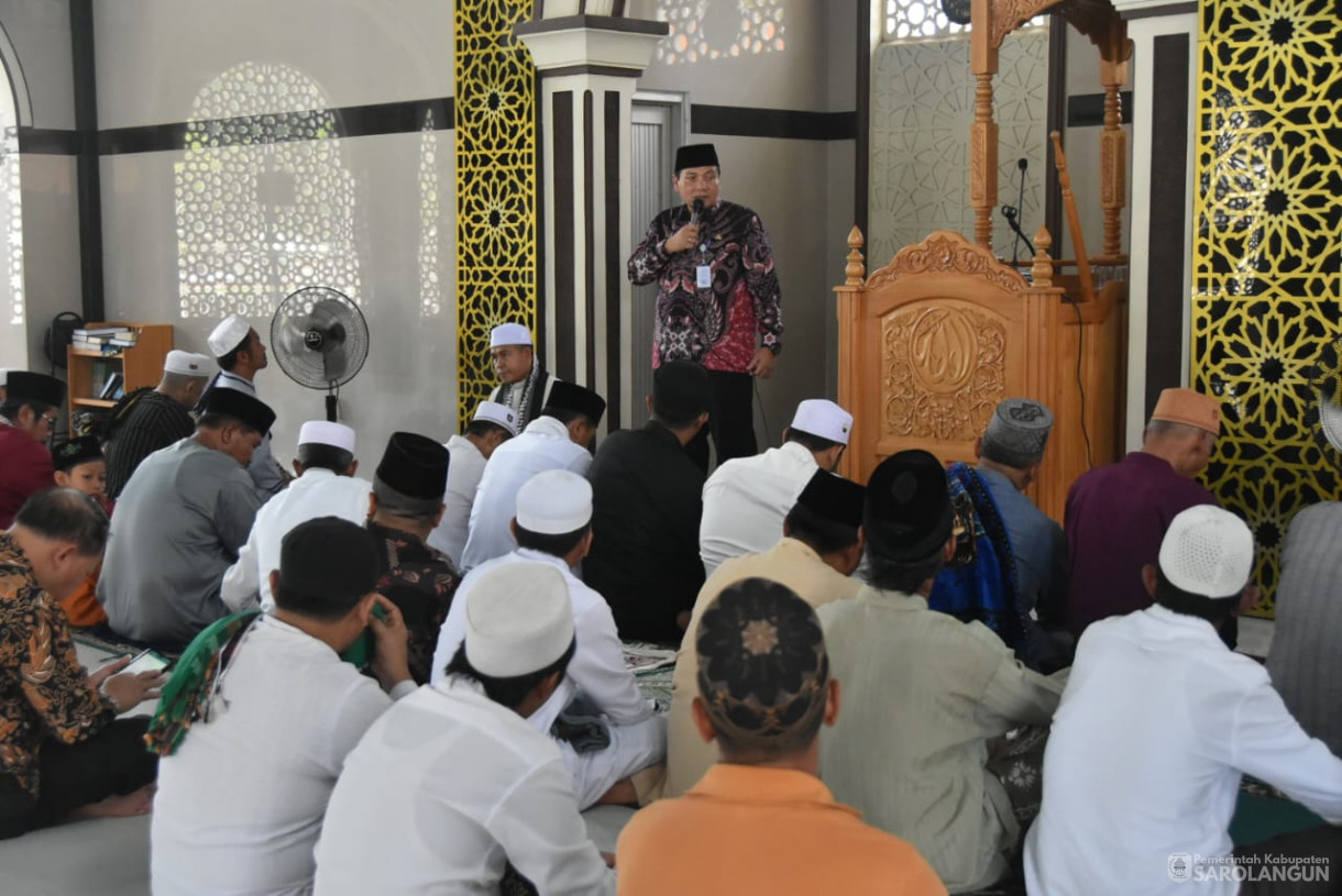 19 Oktober 2023 - Penjabat Bupati Sarolangun Melaksanakan Jumling di Masjid Baiturrahmah Desa Pasar Singkut