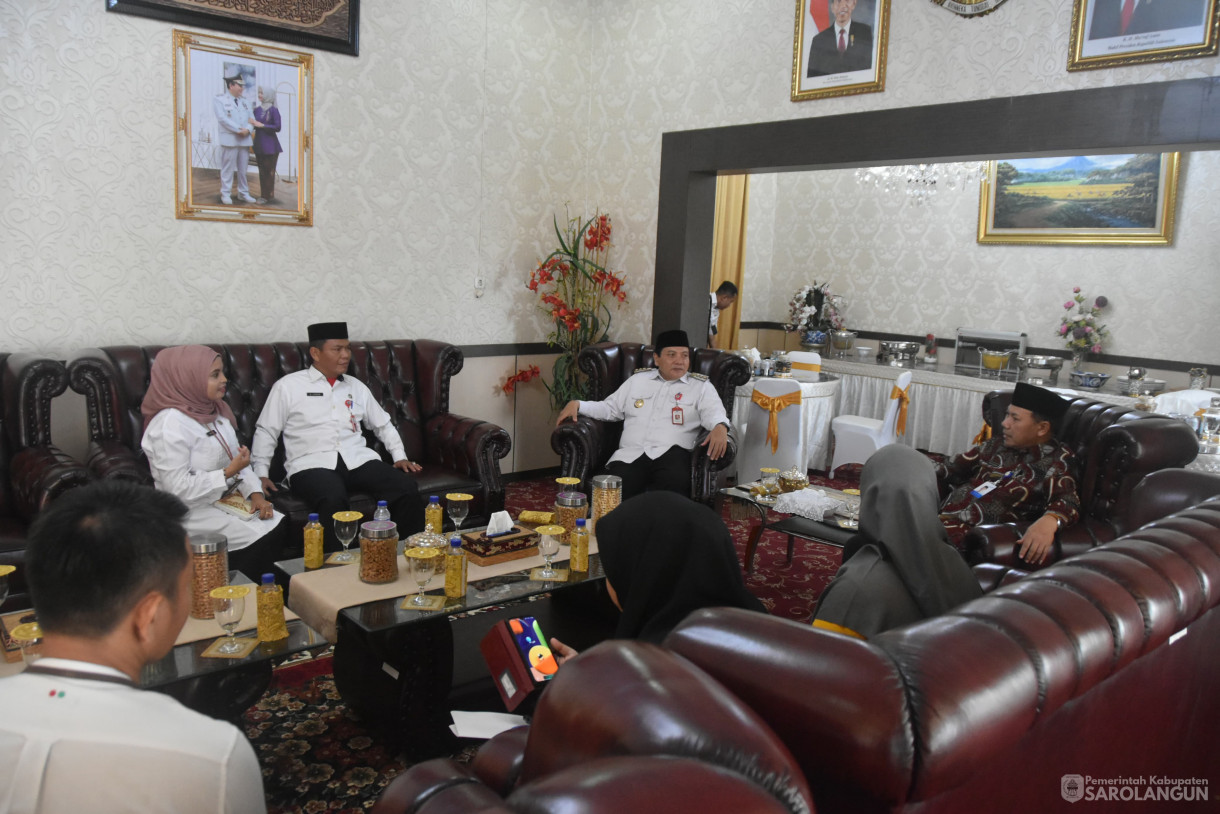 19 Juni 2024 - Silaturahmi Dengan Kadis BKKBN Provinsi Jambi Di Rumah Dinas Bupati Sarolangun