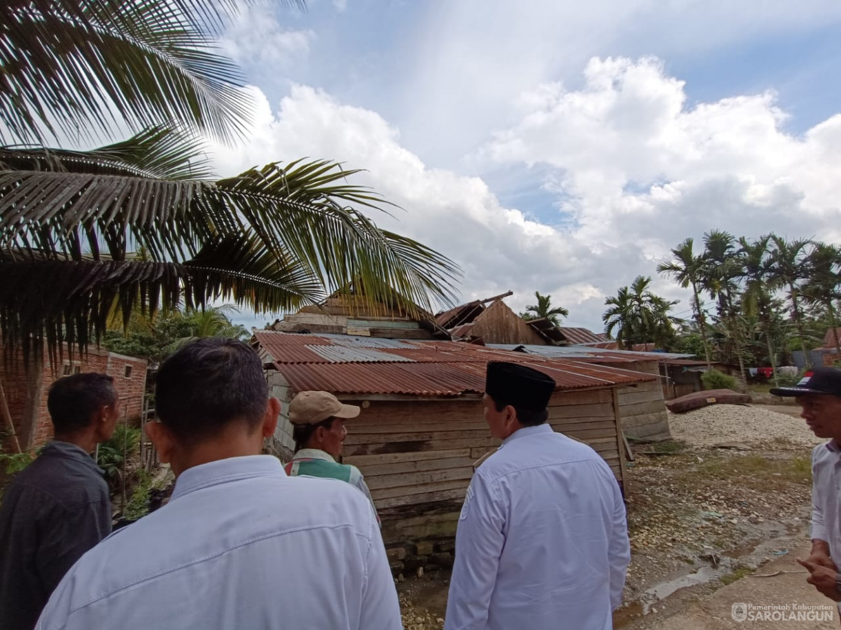 24 Januari 2024 - Mengunjungi Rumah Korban Bencana Angin
Puting Beliung Di Desa Pelawan Jaya Kecamatan Pelawan