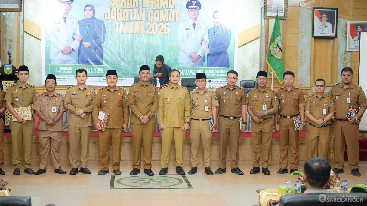 14 April 2026 Serah Terima Jabatan Camat Tahun 2026 di Ruang Aula Utama Kantor Bupati Sarolangun