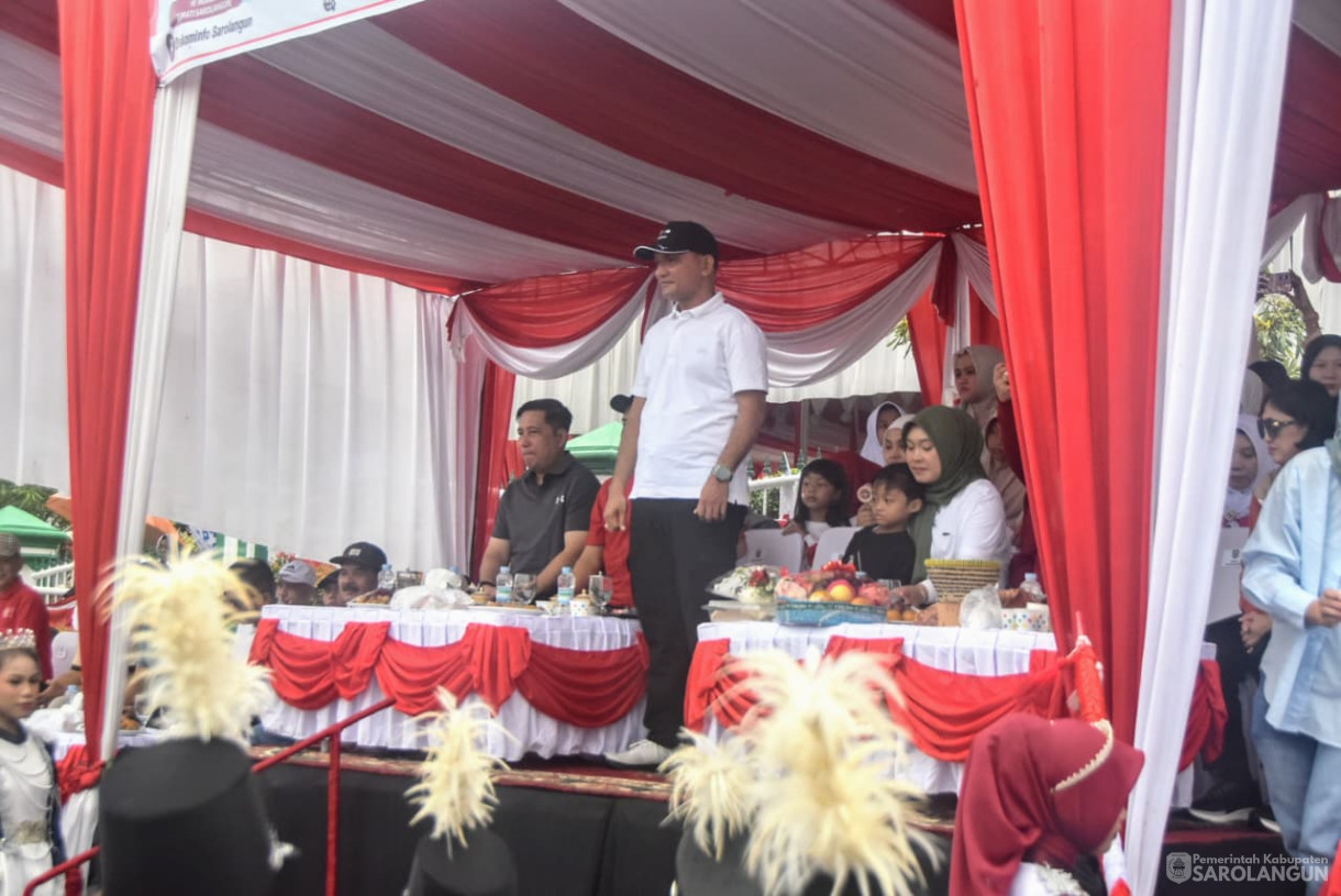 18 Agustus 2025 Pawai Pembangunan di Depan Rumah Dinas Bupati Sarolangun