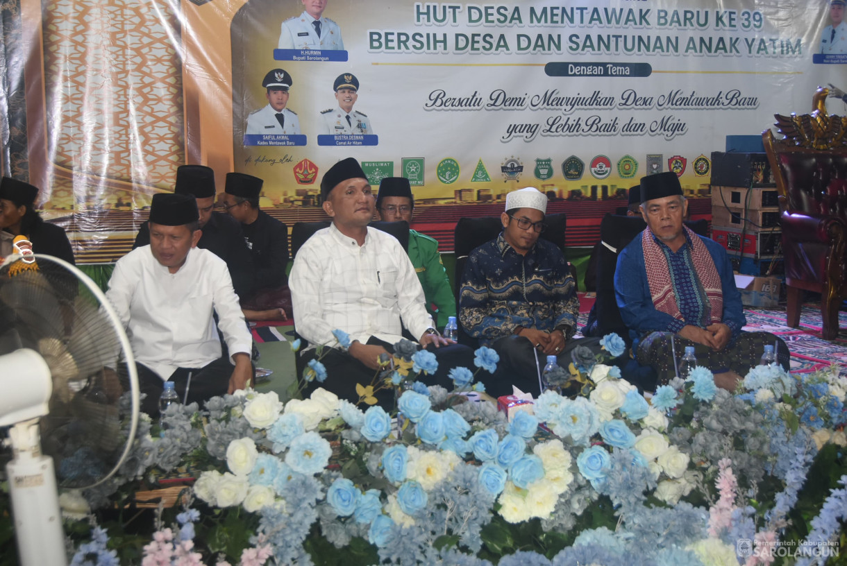 21 Juli 2025 -&nbsp;Pengajian Akbar Dalam Rangka HUT Desa Mentawak Baru ke 39 dan Santunan Anak Yatim