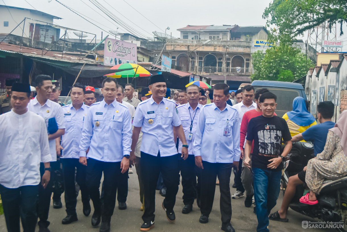 26 Maret 2025 -&nbsp;Sidak Pasar Menjelang Hari Raya Idul Fitri di Pasar Atas Sarolangun