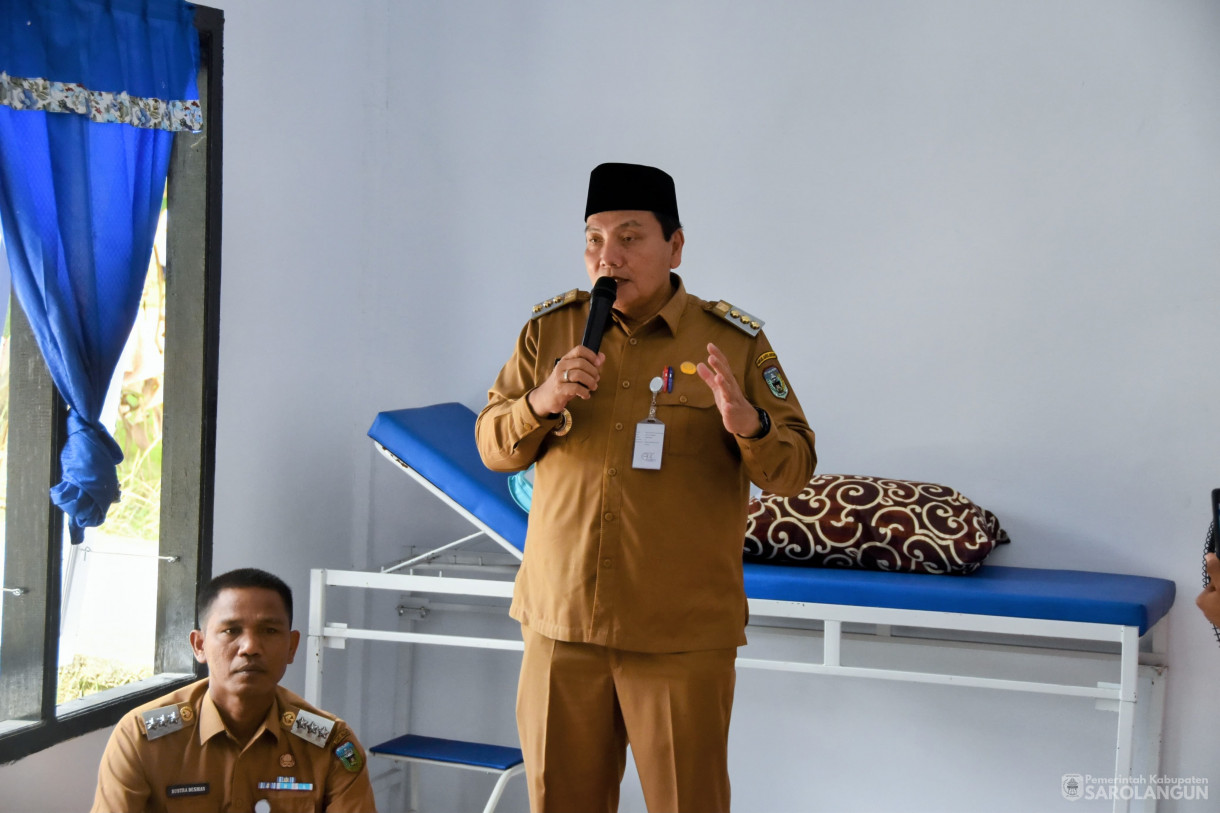 28 November 2023 - Meninjau Dan Memberikan Makan Pada Anak Beresiko Stunting Di Rumah Cegah Stunting Desa Bernai