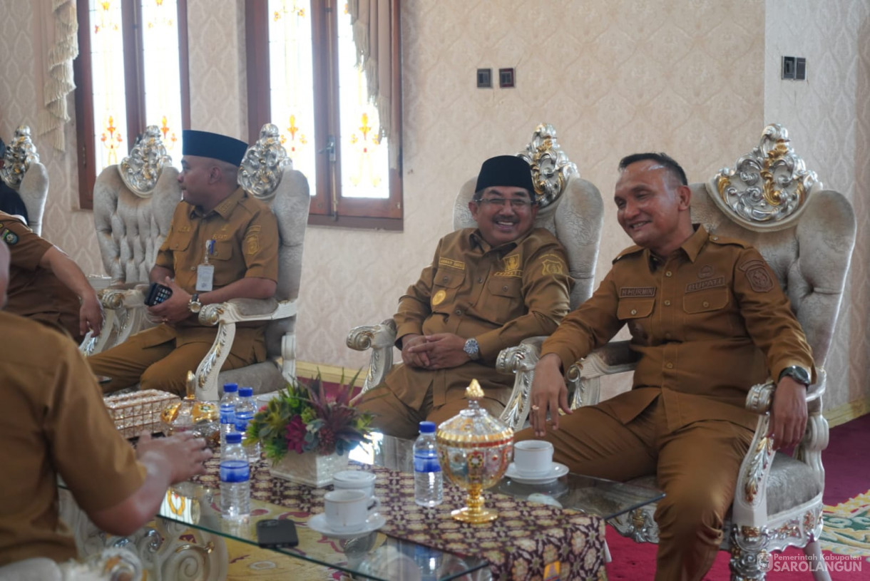 2 Desember 2025&nbsp; Acara Penandatagan MOU Antara Provinsi Jambi Dan Kejati Jambi Dan Sosialisasi Di Berlakukan Undang Undang Nomor 1 Tahun 2023 Sekaligus Pembukaan Rakor camat Se Provinsi jambi