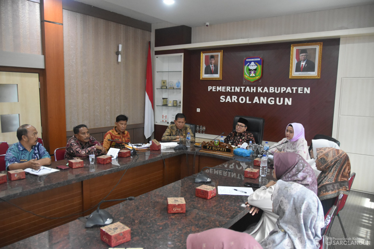 2 Mei 2024 - Rapat Persiapan HUT Dekranasda Ke 44 Di Ruang Pola Utama Kantor Bupati Sarolangun