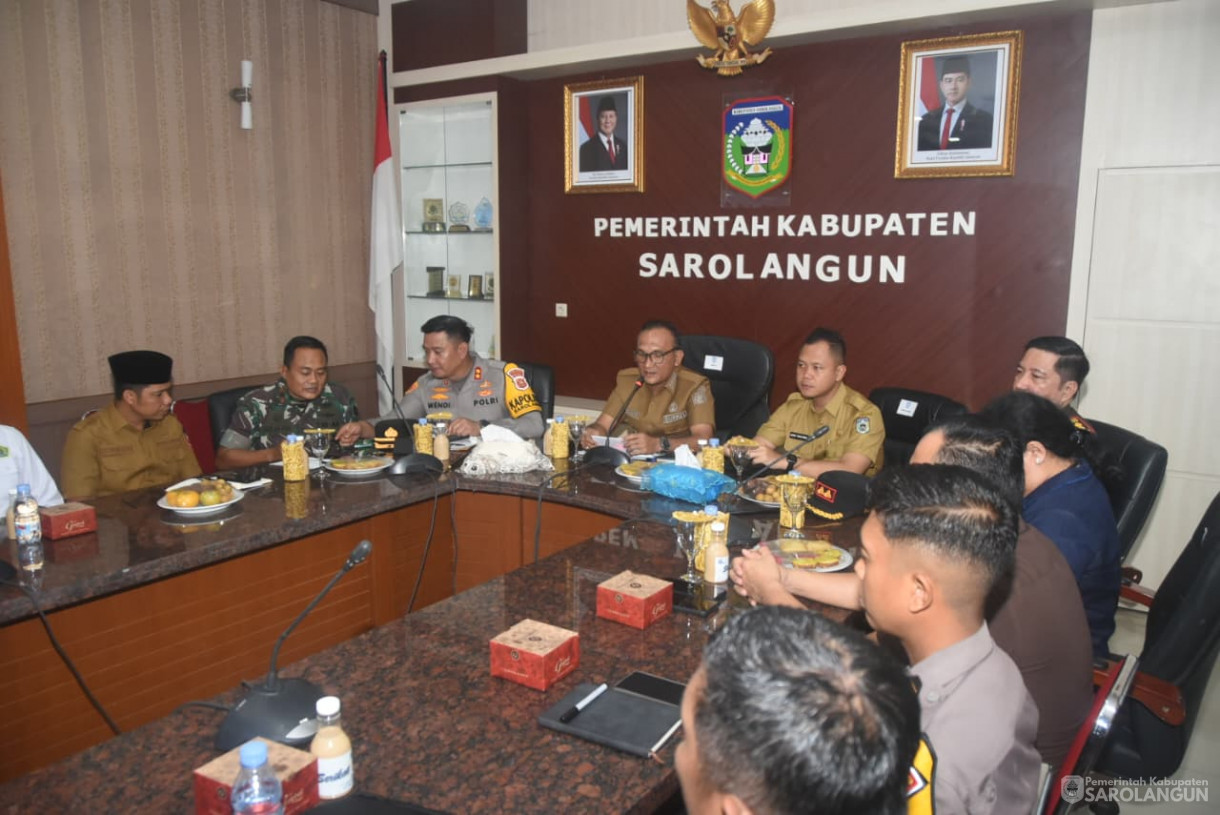 26 Agustus 2025 Rapat Koordinasi Forkopimda Kabupaten Sarolangun di Ruang Pola Utama Kantor Bupati Sarolangun