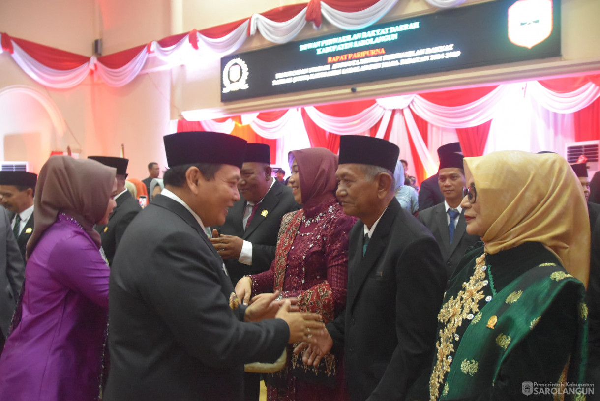 30 Agustus 2024 -&nbsp;Rapat Paripurna Pengucapan Sumpah Janji Anggota Dewan Perwakilan Rakyat Daerah Kabupaten Sarolangun Masa Jabatan 2024 sd 2029, Bertempat di Gedung DPRD Sarolangun