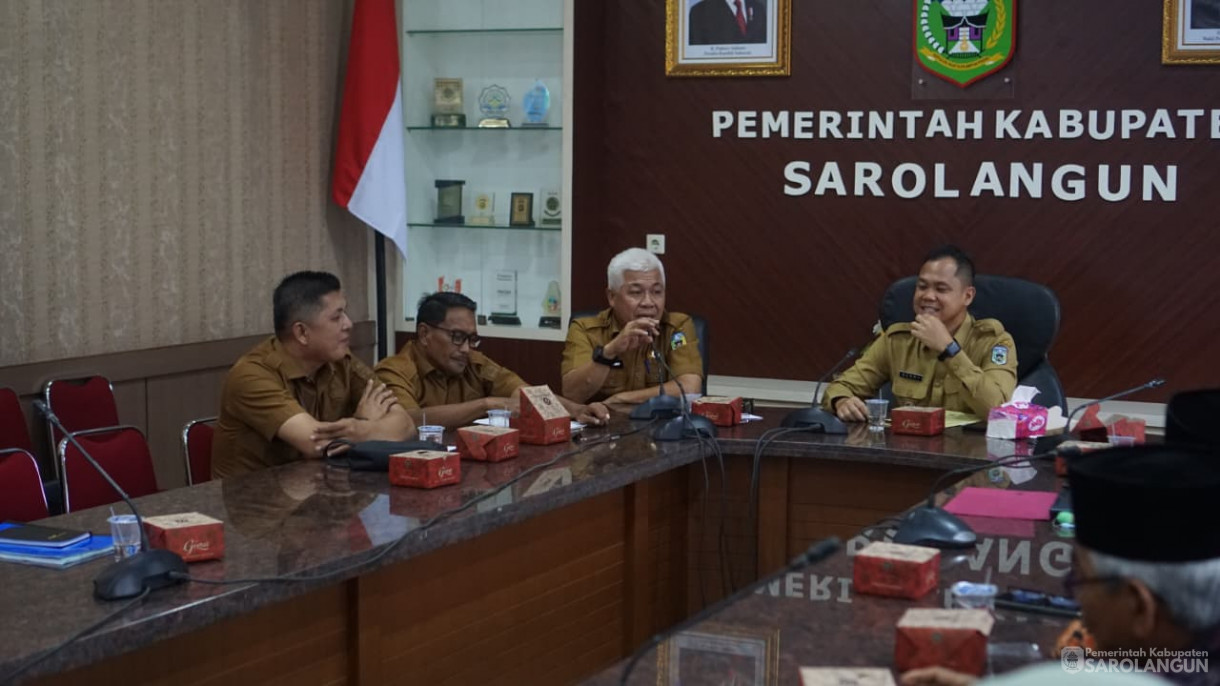 21 Oktober 2025&nbsp; Meeting verifikasi masyarakat hukum adat di wilayah kabupaten sarolangun bersama Dirjen Kehutanan