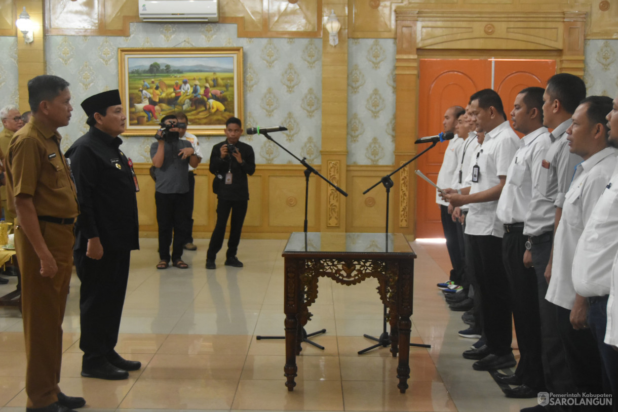 22 Juli 2024 - Pelantikan Pengurus Forum Tanggung Jawab Sosial Dan Lingkungan Perusahaan Atau Coorporate Social Responsibility Kabupaten Sarolangun Masa Bakti 2024 sd 2029, Bertempat di Ruang Aula Utama Kantor Bupati Sarolangun