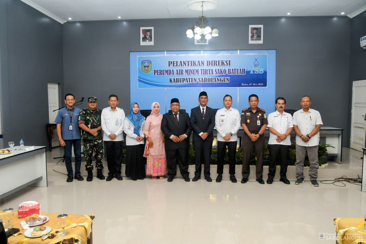 7 Mei 2025 -&nbsp;Pelantikan Direksi Perumda Air Minum Tirta Sako Batuah Kabupaten Sarolangun