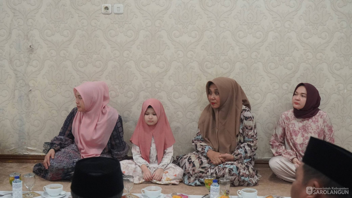 11 Maret 2026&nbsp;Silaturahim dan Buka Puasa bersama Kepala Desa dan Ketua BPD Se Kabupaten Sarolangun