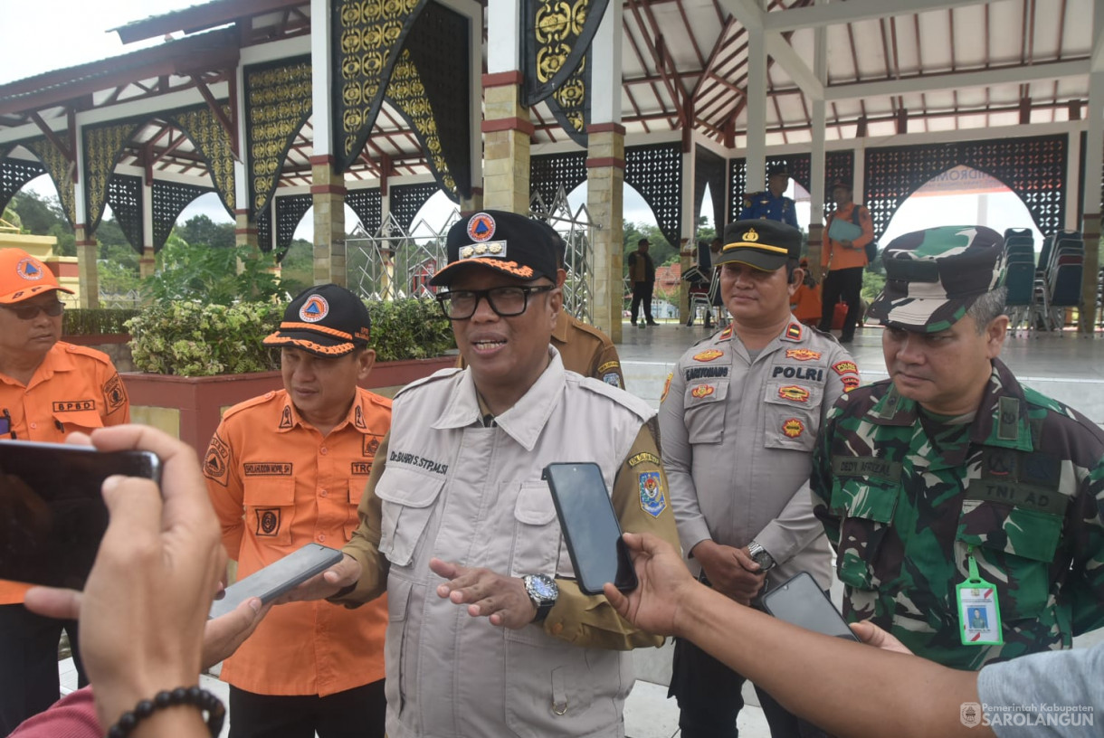 24 Desember 2024 - Apel Gabungan Dan Gelar Pasukan Siaga Bencana Hidrometeorologi di Kabupaten Sarolangun Tahun 2024, Bertempat di Lapangan Gunung Kembang Sarolan