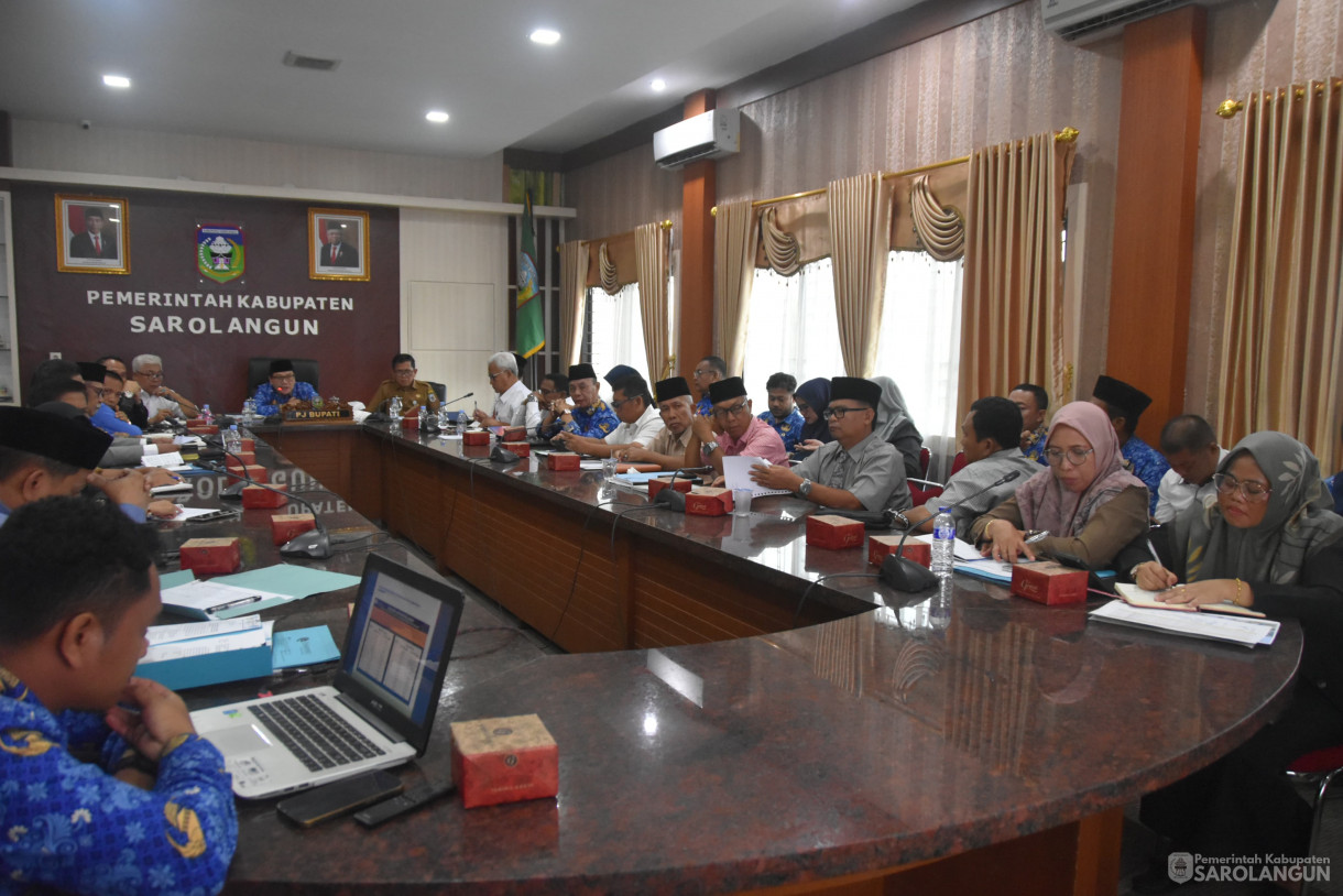 3 Juni 2024 - Rapat Realisasi Apbd Kabupaten Sarolangun Tahun 2024 Di Ruang Pola Utama Kantor Bupati Sarolangun