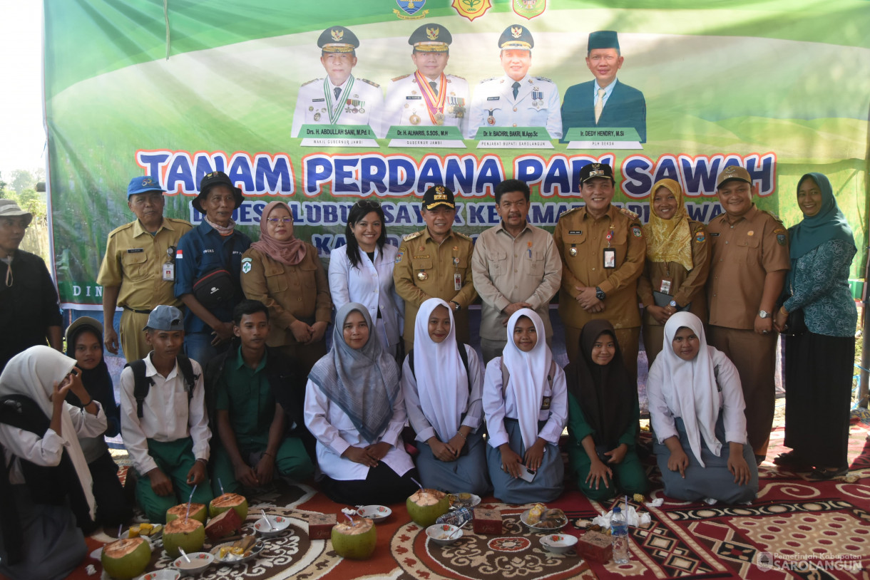 23 Juli 2024 -&nbsp;Tanam Perdana Padi Sawah, Bertempat di Desa Lubuk Sayak Kecamatan Pelawan