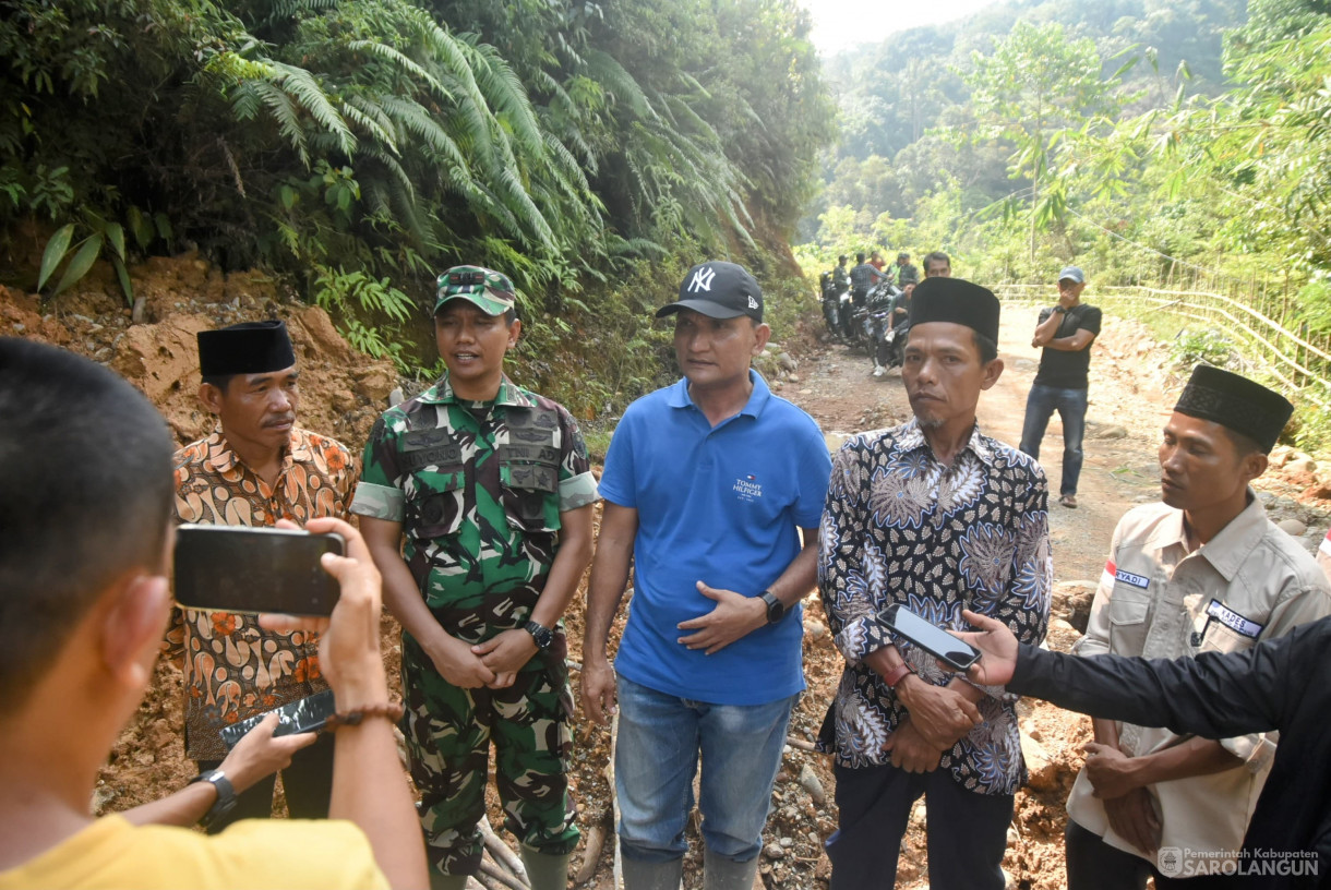 9 Agustus 2025 -&nbsp;Pengecekan dan Peninjauan Jalan Karya Bakti TMMD Mulai Dari Desa Bathin Pengambang, Desa Tangkui, Desa Sekaladi Kecamatan Batang Asai
