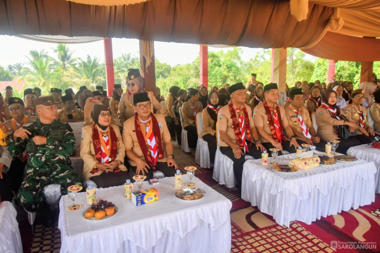 25 September 2025&nbsp; Apel Besar Hari Pramuka Ke 64 Tahun 2025 Tingkat Kwartir Cabang Sarolangun di Lapangan Belakang Kantor Camat Mandiangin