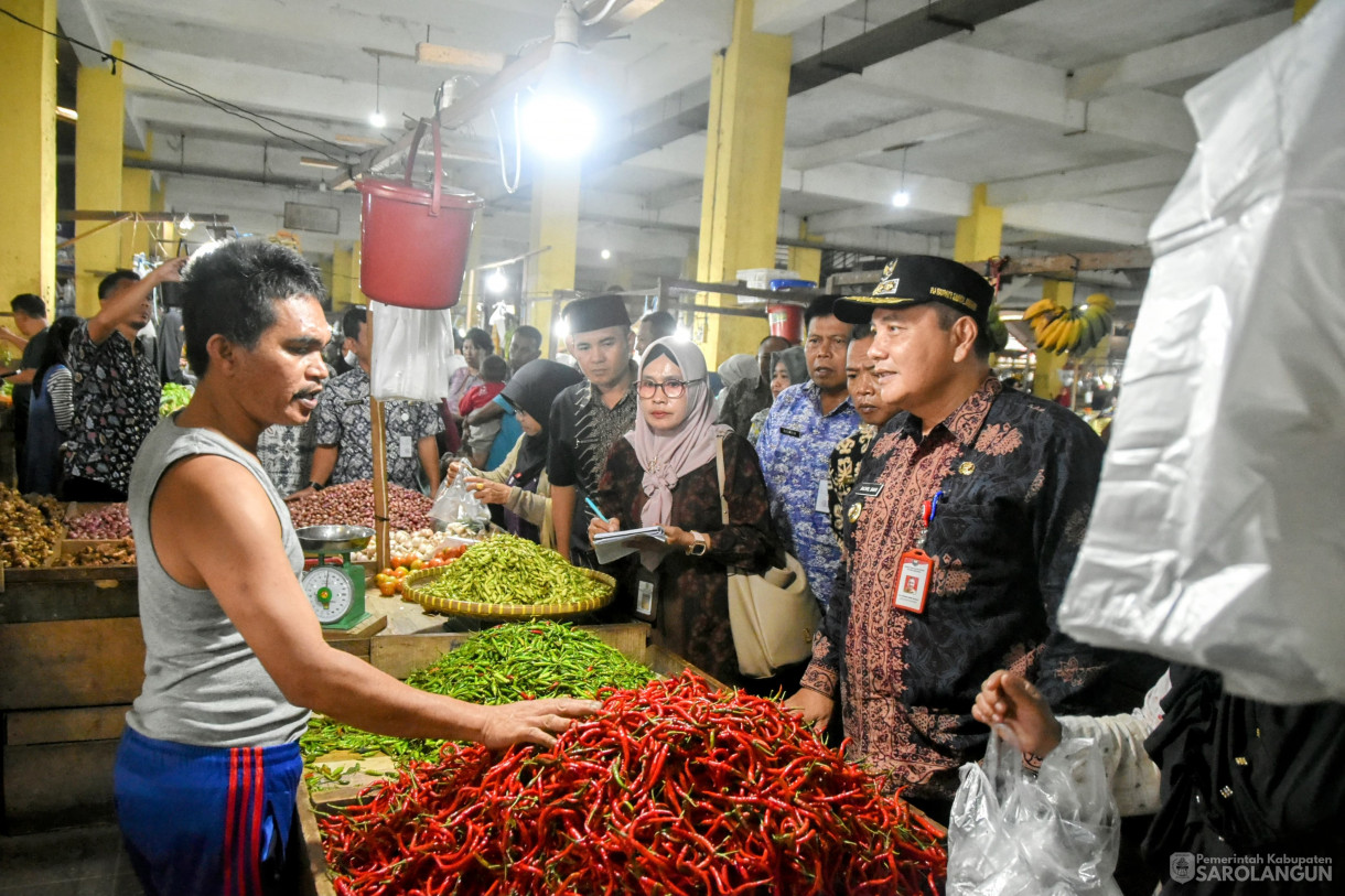 1 Februari 2024 - Sidak Pasar Dalam Rangka Penanganan Inflasi Di Pasar Singkut