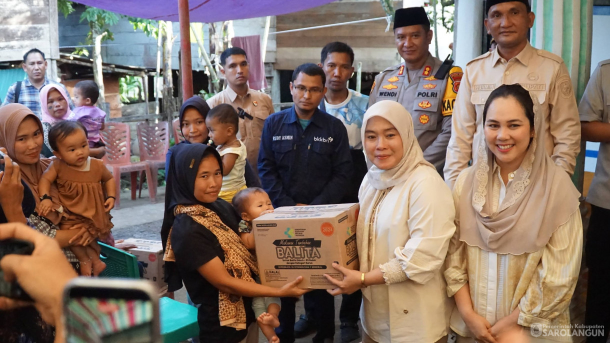 27 Februari 2026&nbsp;Penyerahan Bantuan untuk Balita, Ibu Hamil, Ibu Menyusui di Dusun Sekaladi Desa Batu Empang