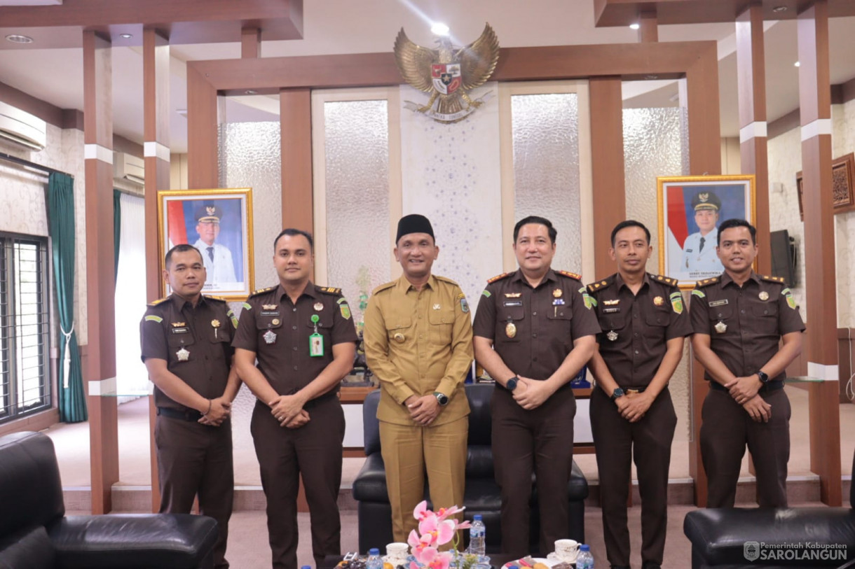 11 Agustus 2025 -&nbsp;Silahturahmi bersama bapak Kajari Sarolangun
