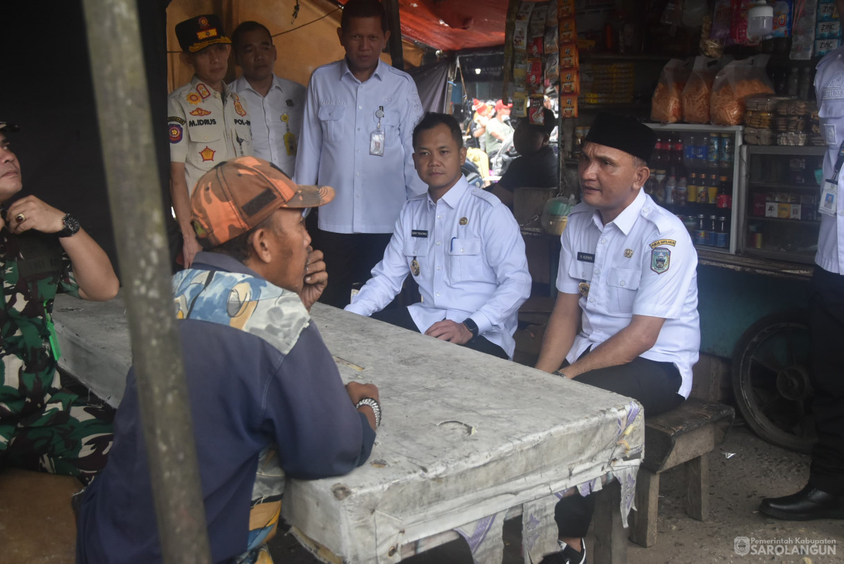 26 Maret 2025 -&nbsp;Sidak Pasar Menjelang Hari Raya Idul Fitri di Pasar Atas Sarolangun