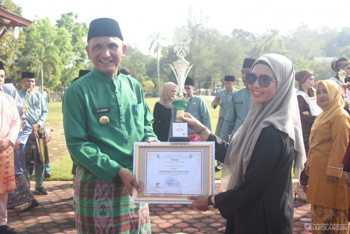 5 Mei 2025 -&nbsp;Upacara Peringatan Hari Pendidikan Nasional Tahun 2025