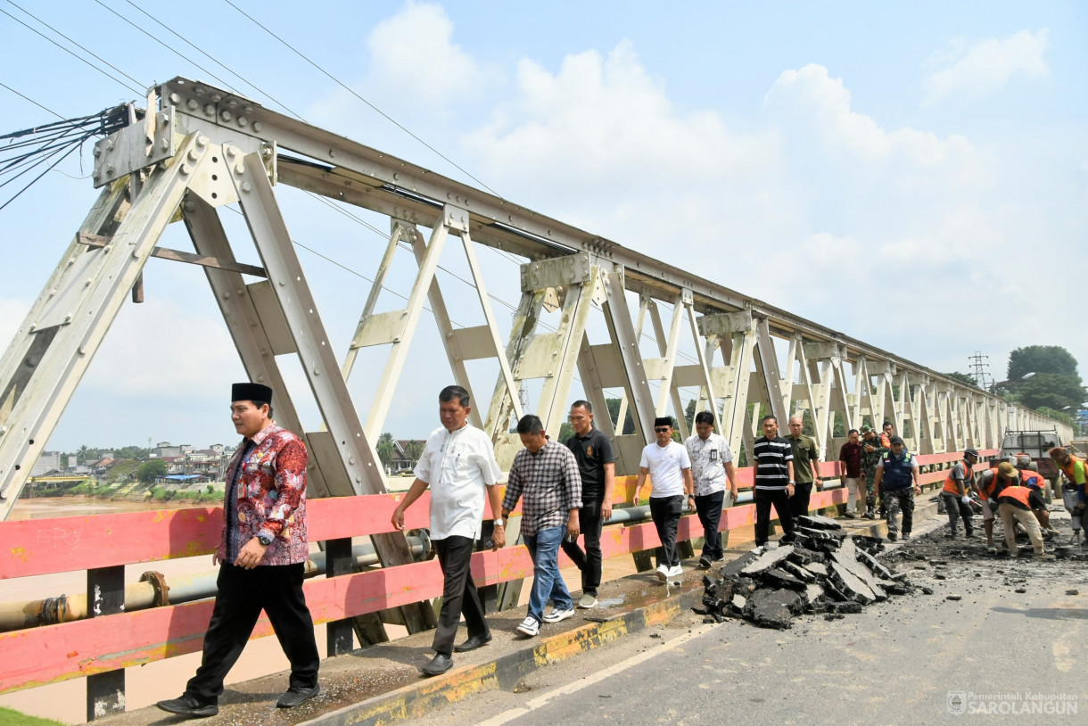 31 Mei 2024 - Meninjau Perbaikan Jembatan Sarolangun Dan Meninjau Lokasi Pembangunan Tugu Biduk Sarolangun