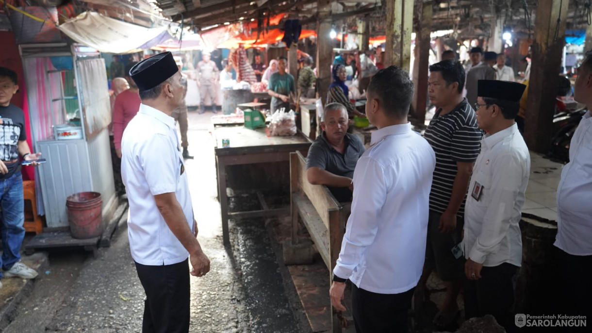 26 Maret 2025 -&nbsp;Sidak Pasar Menjelang Hari Raya Idul Fitri di Pasar Atas Sarolangun