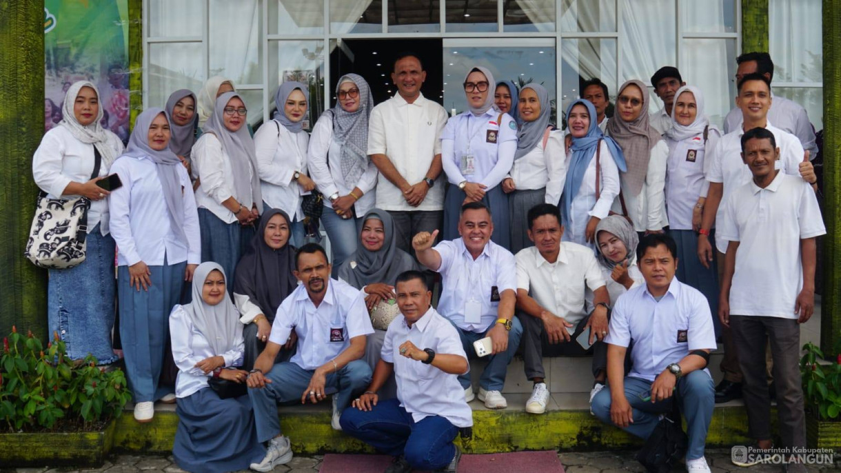 11 April 2026 Bupati Sarolangun Menghadiri Reuni Akbar Alumni Lintas Angkatan SMA Nusantara Jambi