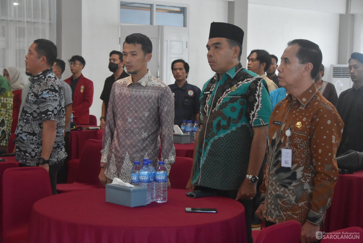 11 Oktober 2024 - Rapat Koordinasi Bersama Stakeholder Dalam Rangka Penandatanganan Kerjasama Dan Sosialisasi Pengawasan Siber Pada Pemilihan Serentak Tahun 2024, Bertempat di Aula Hotel Nafiti Sarolangun