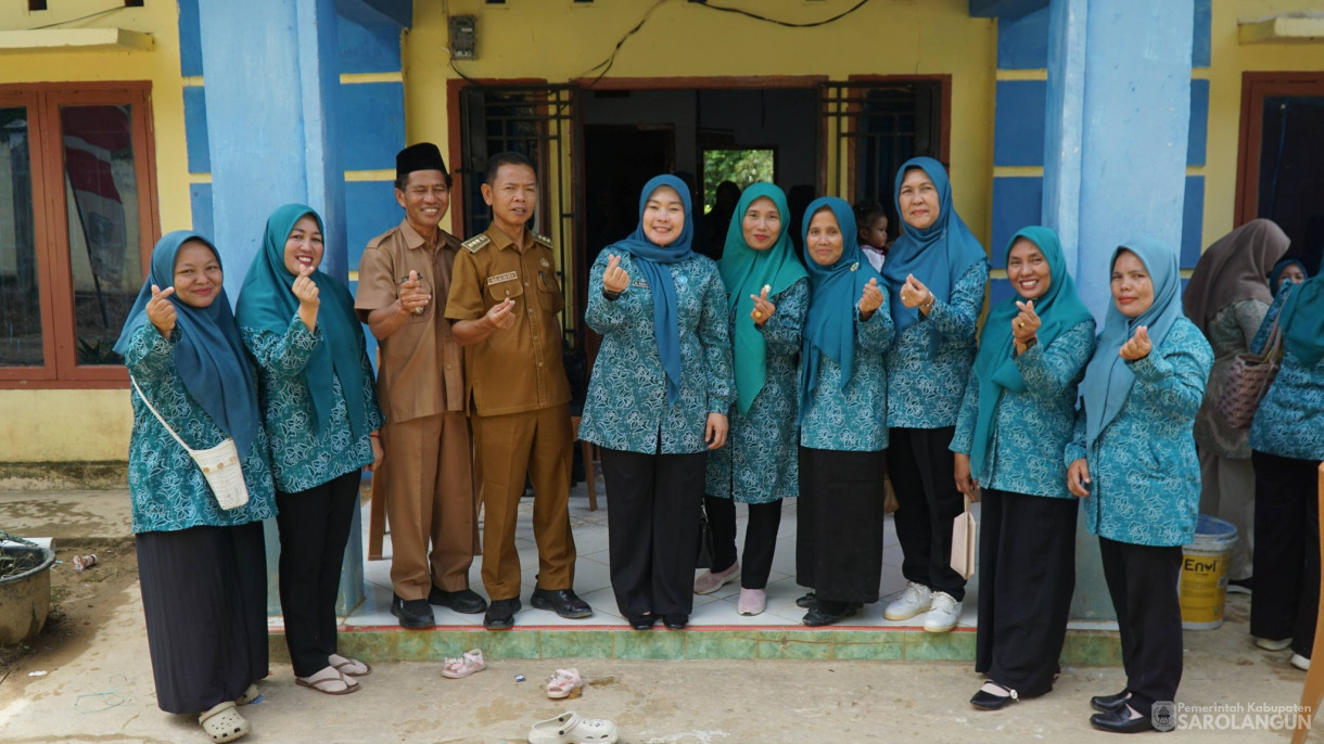 21 April 2026 Ketua TP PKK Kabupaten Sarolangun Laksanakan Supervisi di Desa Temalang Kecamatan Limun