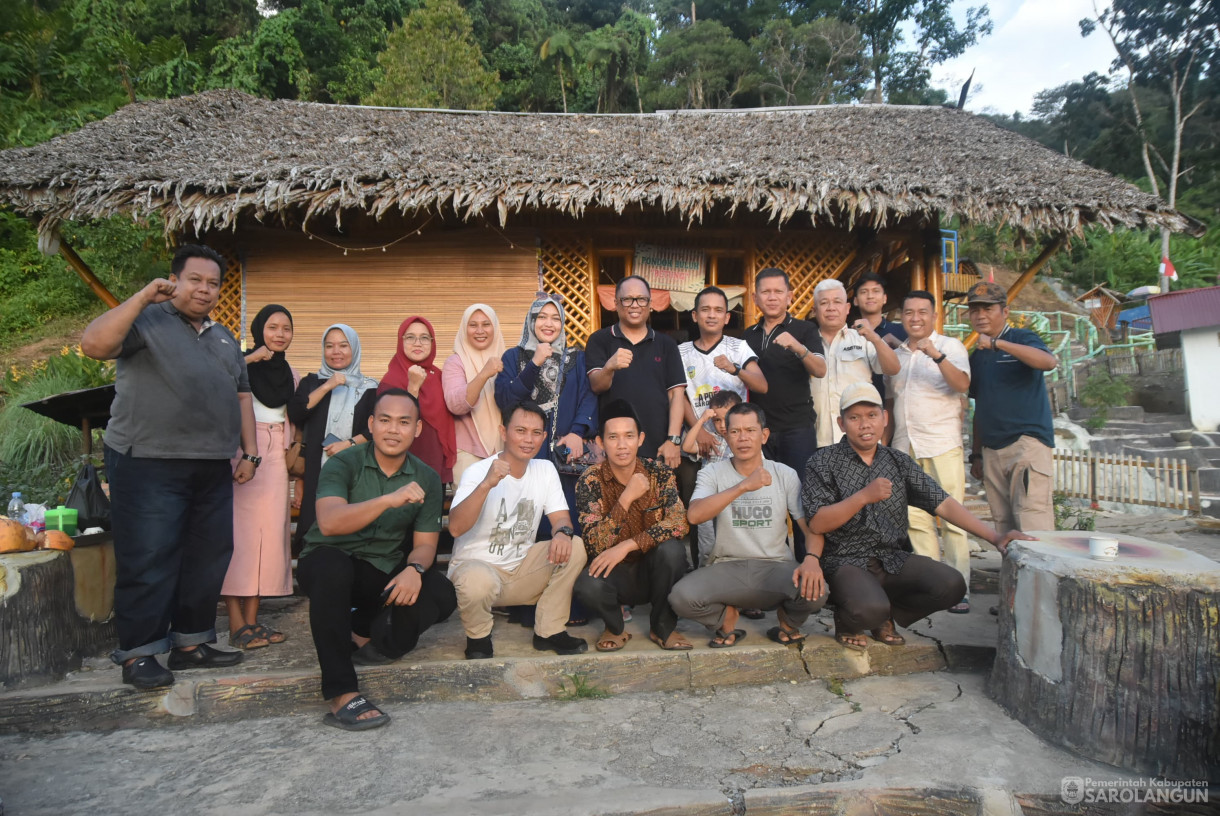 Mengunjungi Wisata Teluk Mombun, Wisata Pondok Buluh Bukit Rayo Kecamatan Batang Asai, Dilanjutkan Dengan Silaturahmi di Desa Benso Kecamatan Cermin Nan Gedang